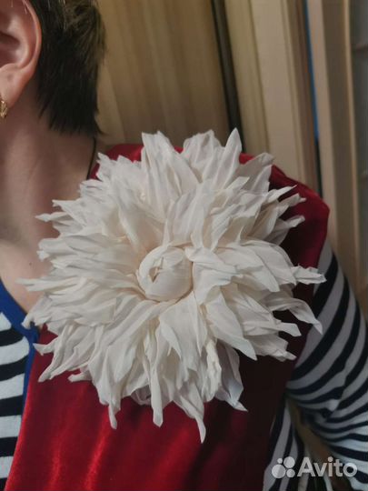 Брошь из ткани. Цветок