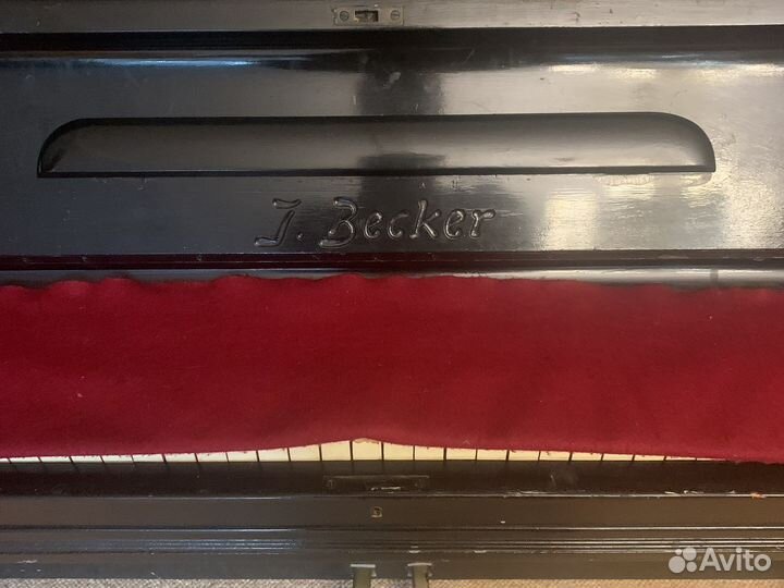 Пианино Becker 19 век