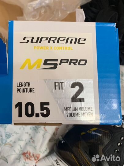 Коньки хоккейные