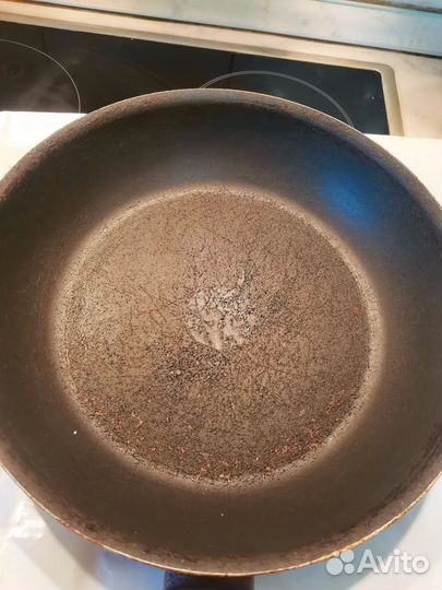 Сковора 2 шт 24 и 26см бу