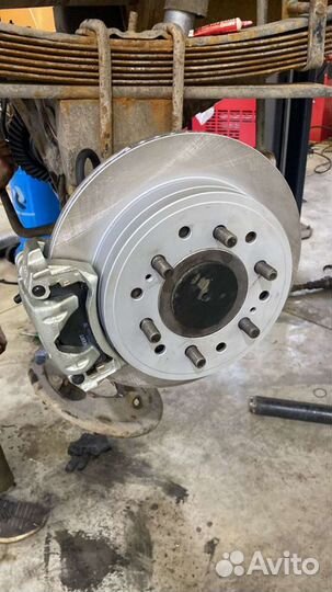 Задние дисковые тормоза Chevrolet tahoe gmt 400
