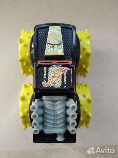 Hot Wheels монстр трак