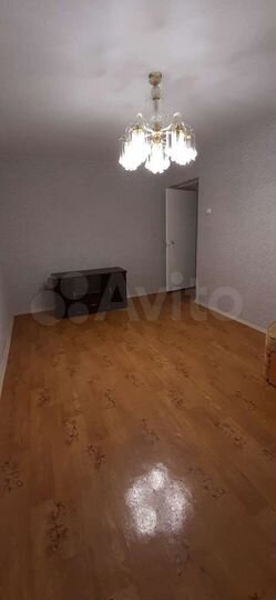 2-к. квартира, 42 м², 1/5 эт.