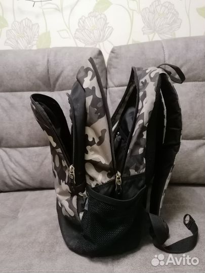 Школьный рюкзак