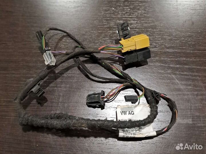 Проводка двери багажника Skoda Octavia A7