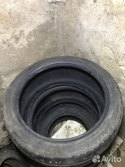 Headway HU901 275/40 R20 106W