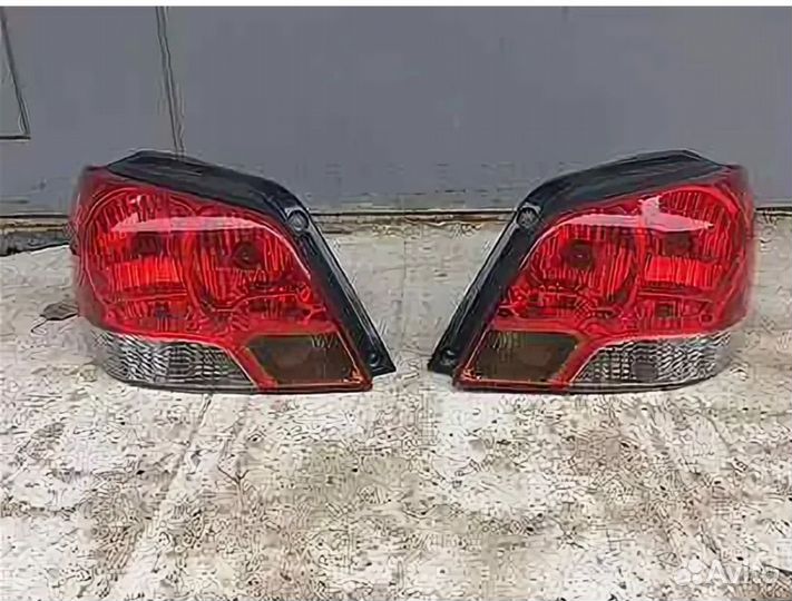 Задние фонари мидсубиси Оутлэндер 1поколентя
