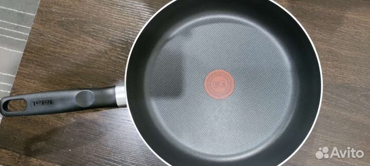 Сковорода tefal 28 см