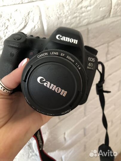 Canоn 6D mark ii с объективом Canon 50mm 1:4