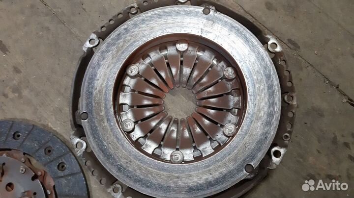 Сцепление диск корзина 1,6 BSE Volkswagen