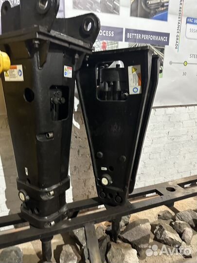 Гидромолот CAT H63 диафрагменный