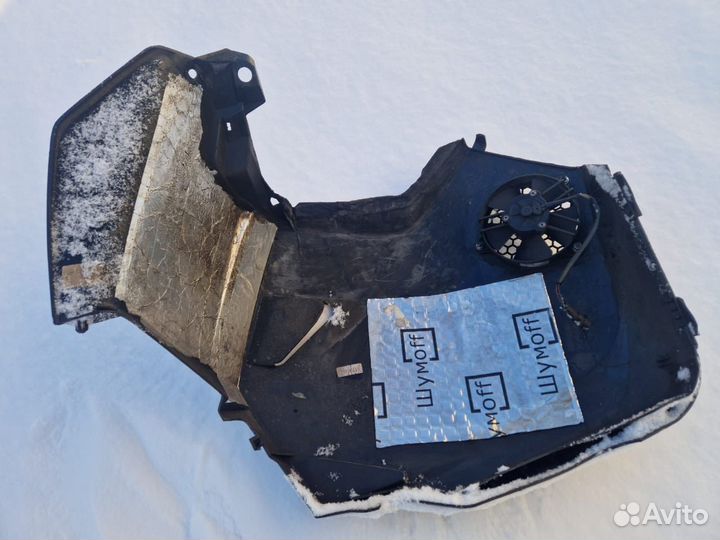 Панель боковая левая для BRP lynx