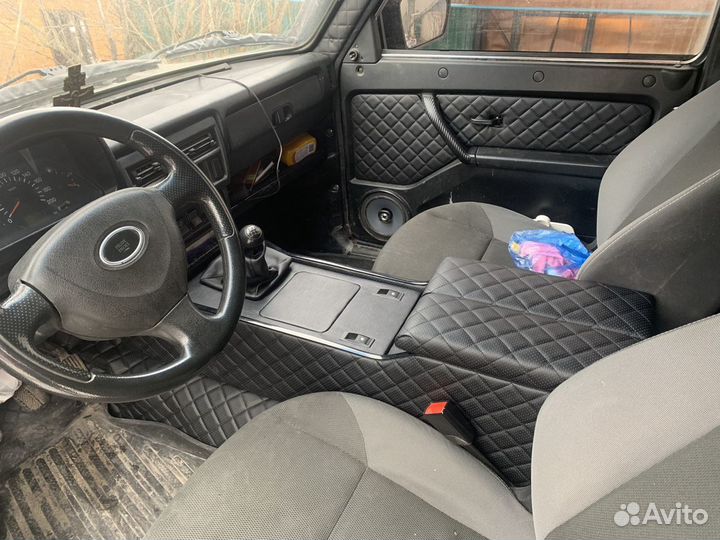 Подлокотник Нива