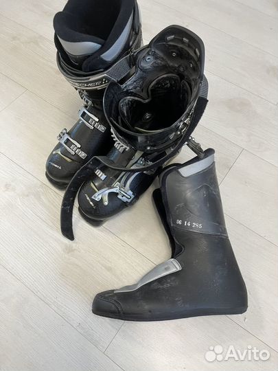 Горнолыжные ботинки