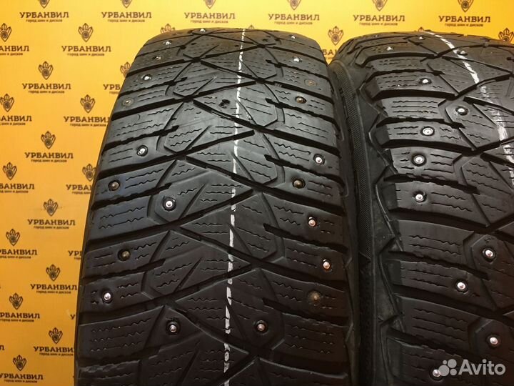 Goodyear Ultragrip 600 215/65 R16 98T