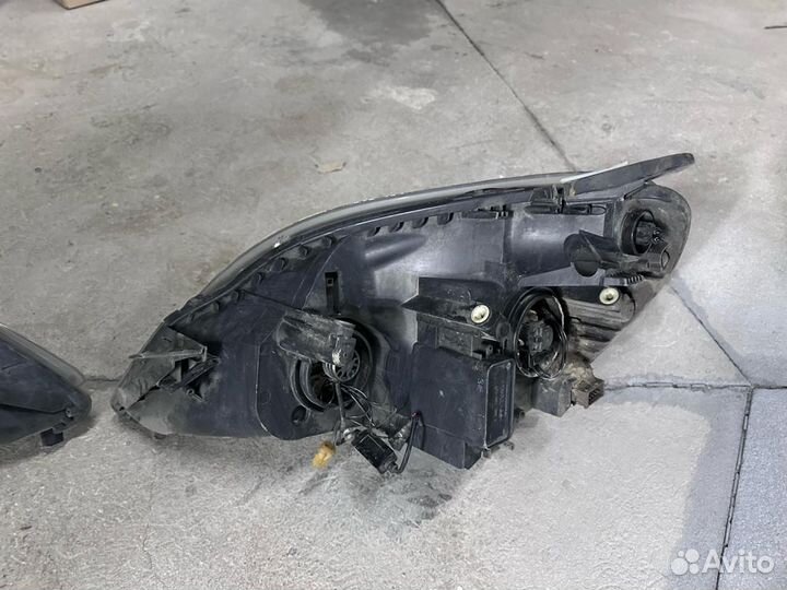 Фары на opel zafira b