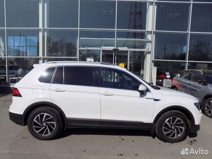 Volkswagen Tiguan 2.0 AMT, 2018, 135 200 км