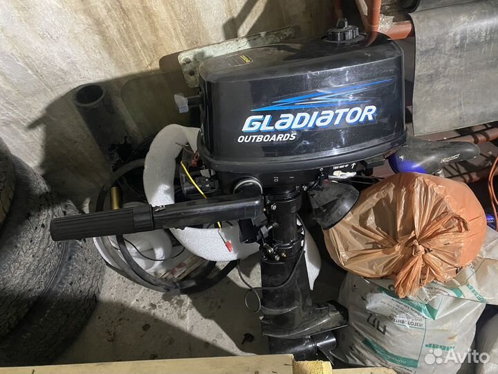 Лодочный мотор Gladiator outboards 5