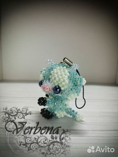 Брелок из бисера 
