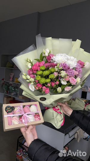 Букеты из живых цветов