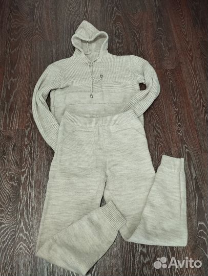 Костюм женский теплый