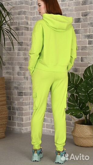 Костюм спортивный