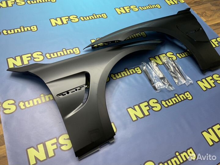 Крылья для BMW F30 M3 в стиле F80