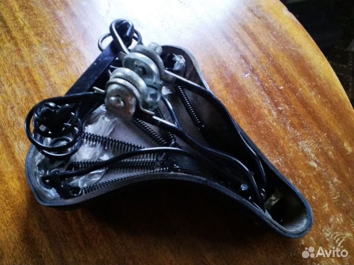 Сиденья на велосипед