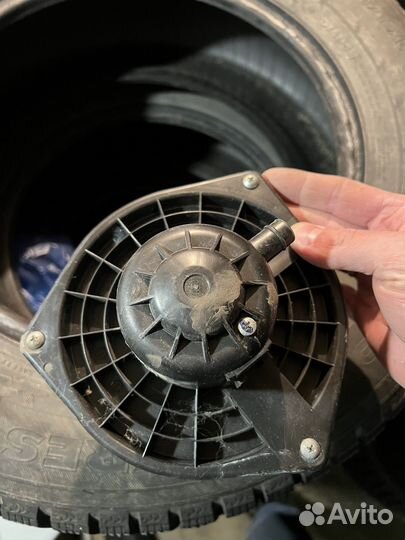 Мотор печки lancer 10