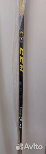 Хоккейные клюшки:CCM ultra tacks f. 65, Bauer x3.7