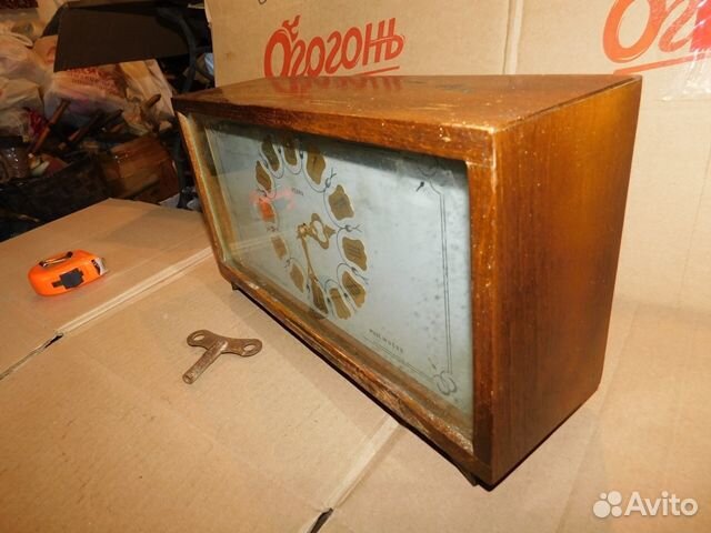 Старинные,настольные-каминные часы Весна с боем сс