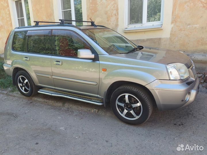 Nissan X-Trail 2.0 AT, 2002, 320 000 км