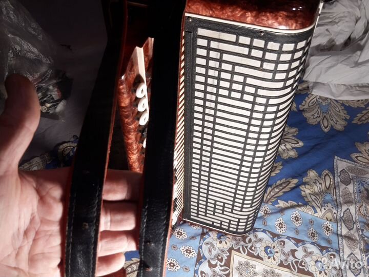 Баян