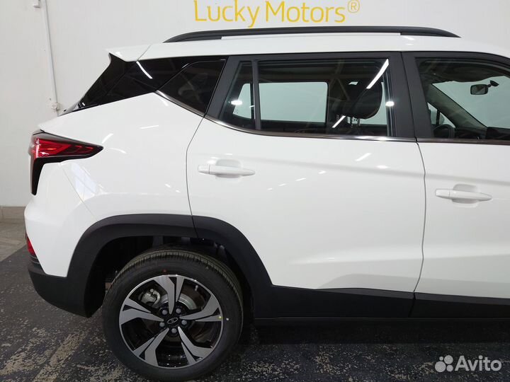 Москвич 3 1.5 МТ, 2025