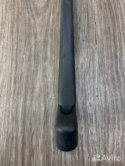 Поводок дворника задний Mazda 3 хетчбэк 5-ти дв