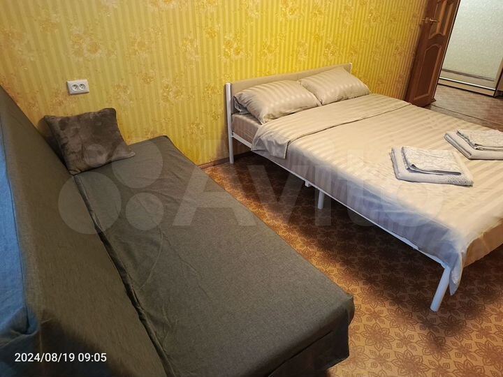 2-к. квартира, 54 м², 1/9 эт.