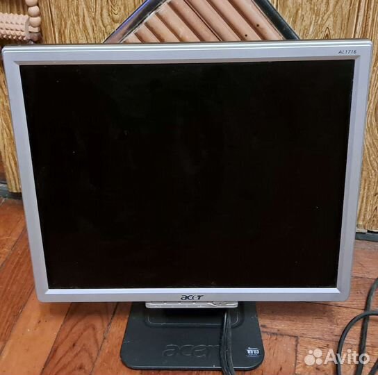 Монитор Acer 17