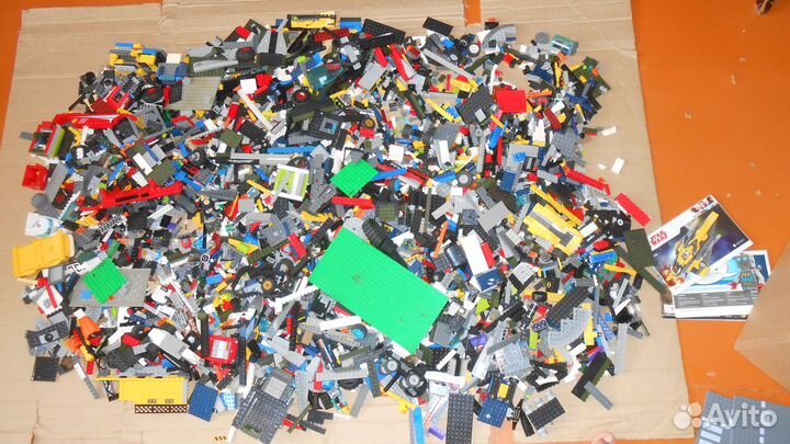 Большая коробка lego вес 8.5 кг