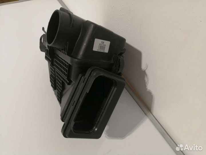 Корпус воздушного фильтра Kia Stinger