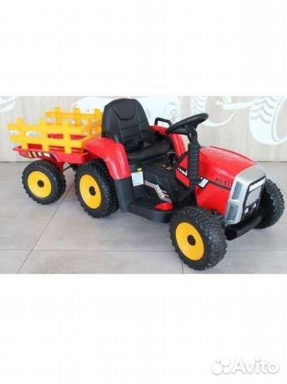 Трактор с прицепом TR66