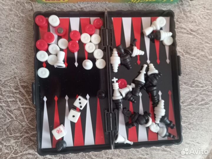 Игра настольная на магнитах