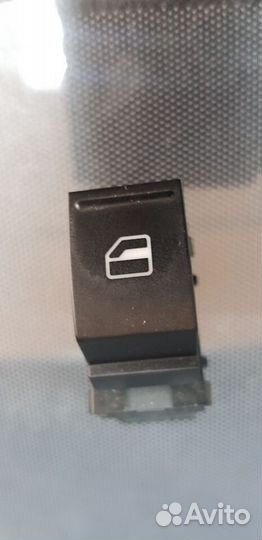 Кнопка стеклоподъемника Фольксваген Тигуан