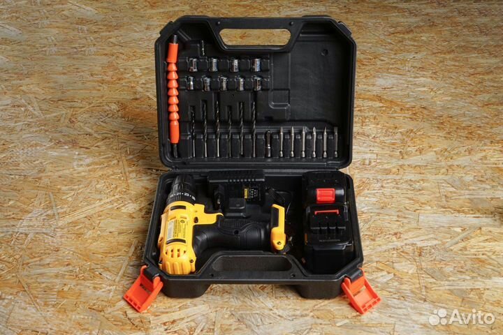Шуруповерт DeWalt 18V (Ударный)