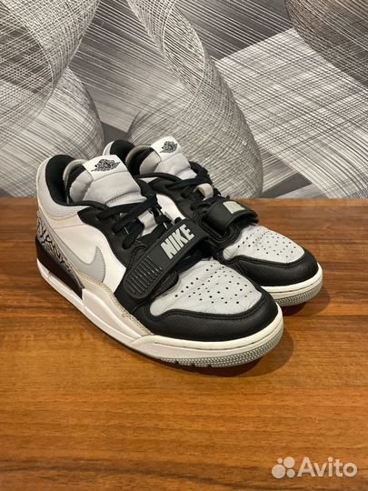Кроссовки Nike air jordan legacy размер 40,5