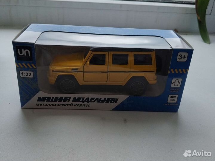 Машинка модельная игрушка