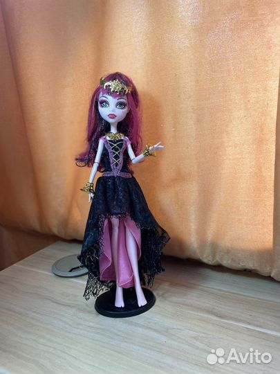 Кукла Монстер Хай Дракулаура 13 Желаний