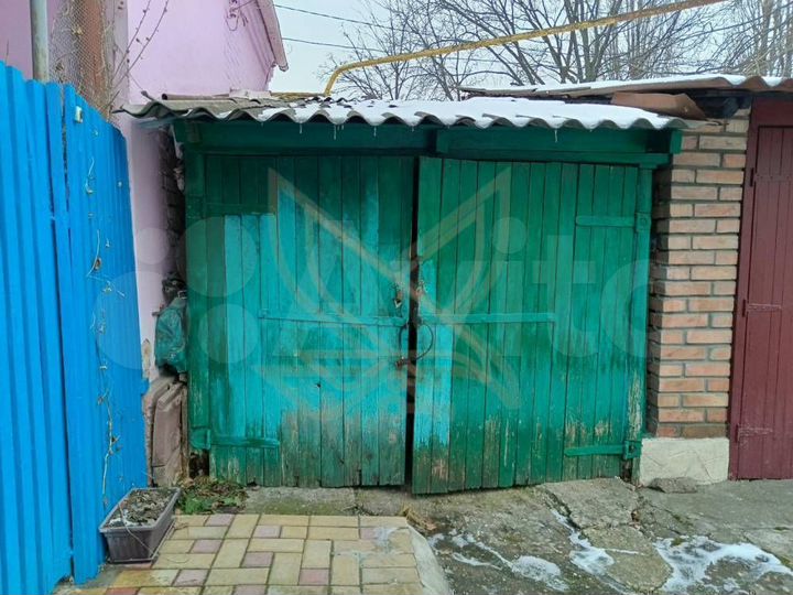 4-к. квартира, 64 м², 1/1 эт.