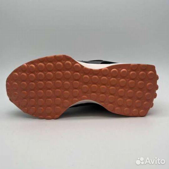 Кроссовки Ne.w Ba.lance 327 чёрные женские