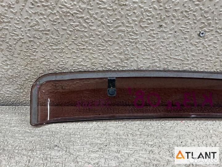 Ветровик задний правый nissan march