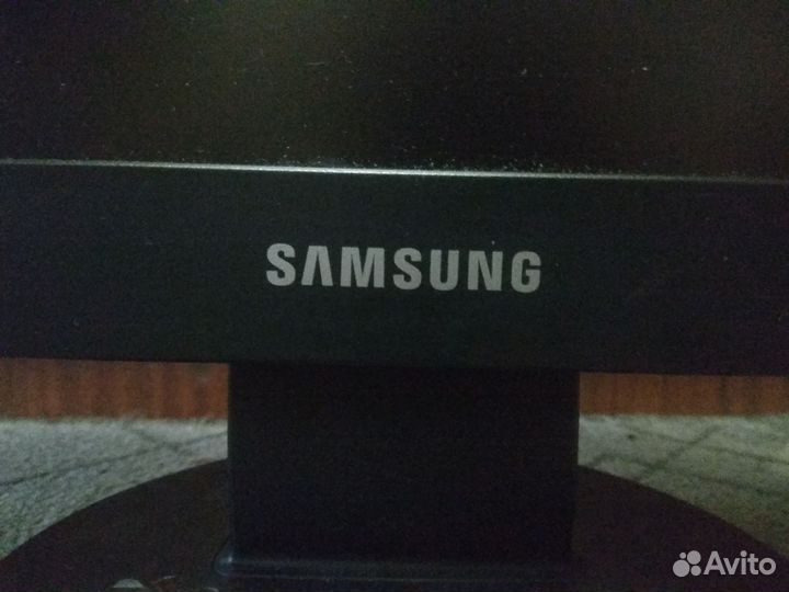 Монитор samsung syncmaster